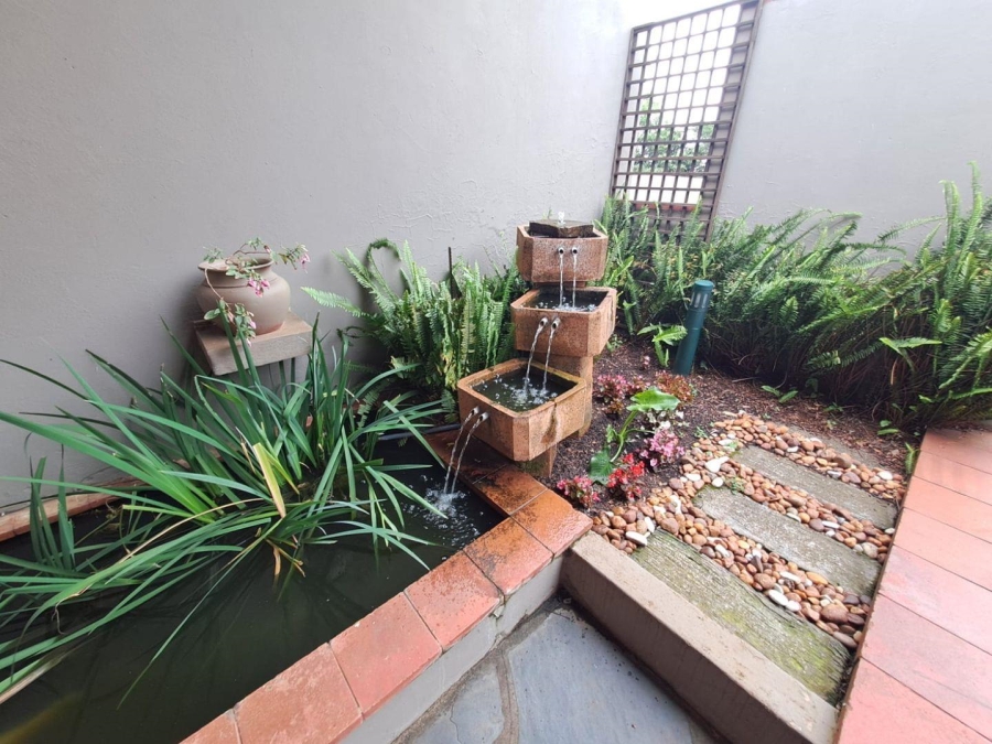 4 Bedroom Property for Sale in Northcliff Gauteng