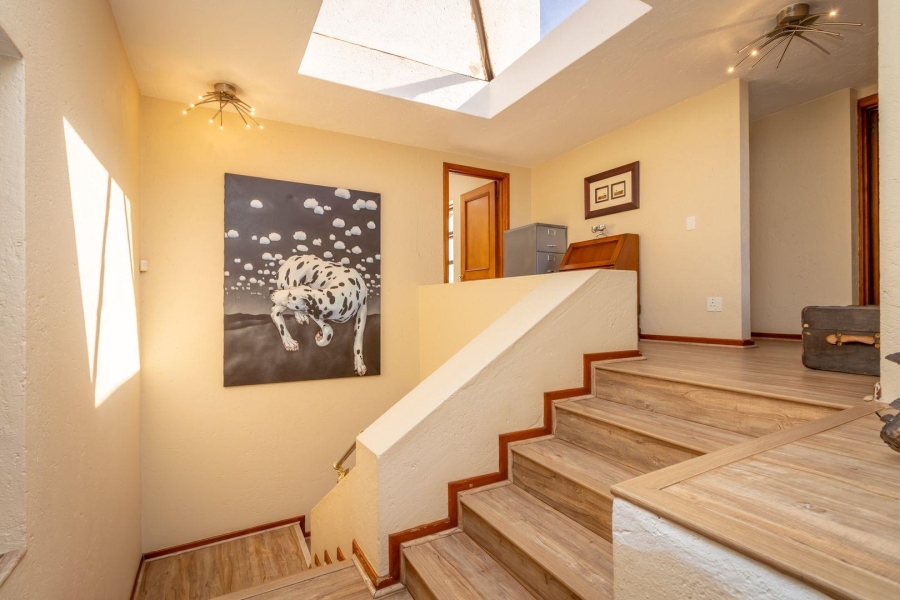 5 Bedroom Property for Sale in Fairland Gauteng