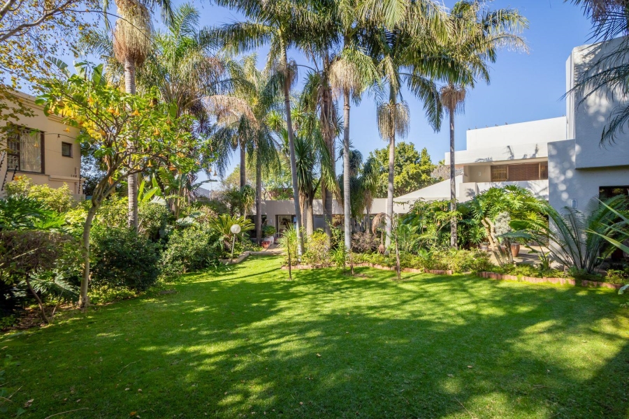 5 Bedroom Property for Sale in Fairland Gauteng