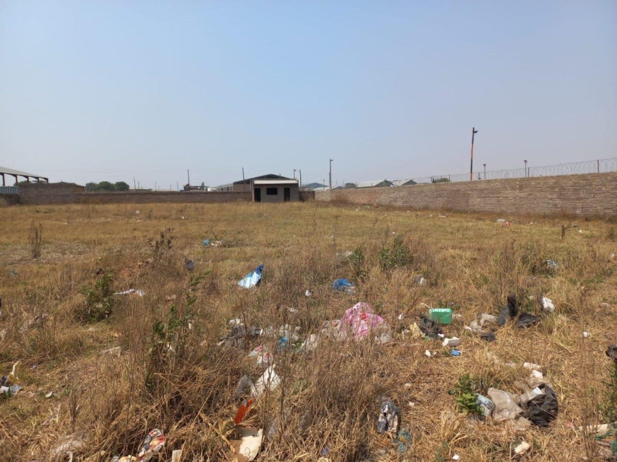 0 Bedroom Property for Sale in Aureus Gauteng