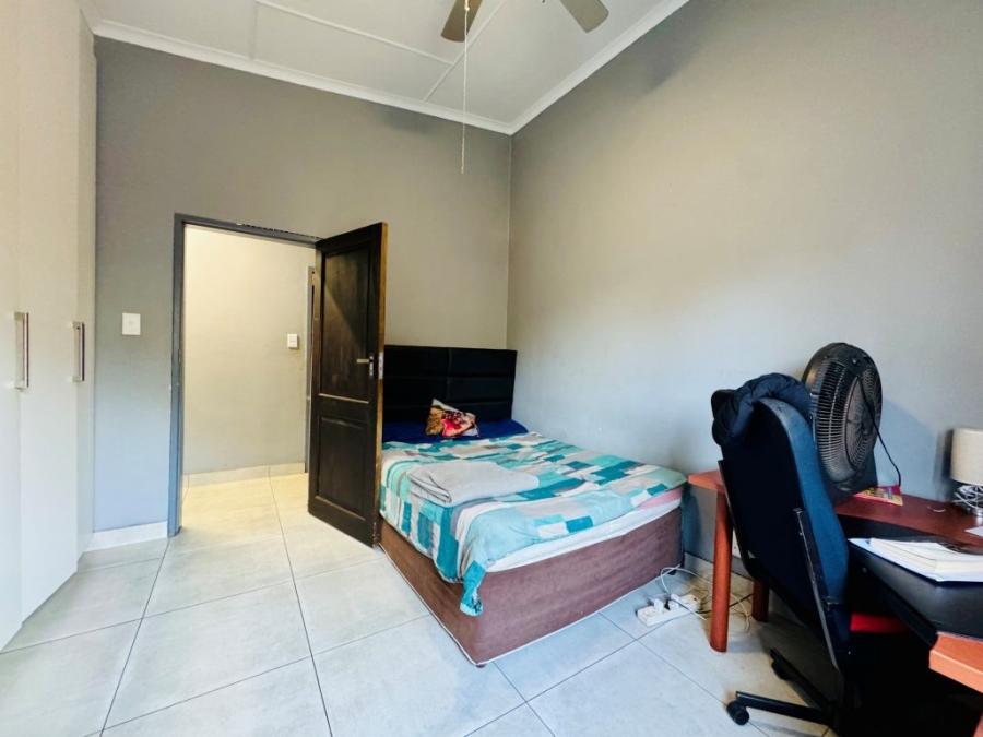 4 Bedroom Property for Sale in Sinoville Gauteng