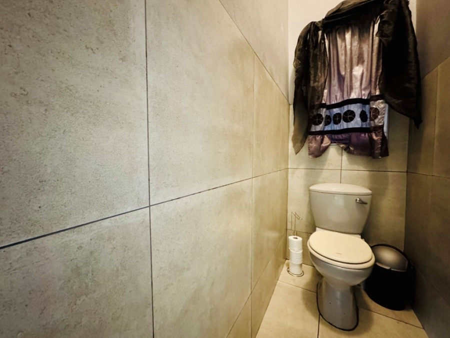 4 Bedroom Property for Sale in Sinoville Gauteng