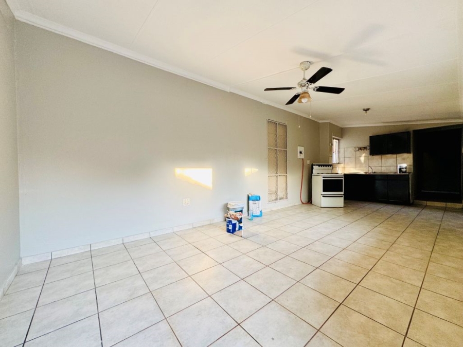 4 Bedroom Property for Sale in Sinoville Gauteng