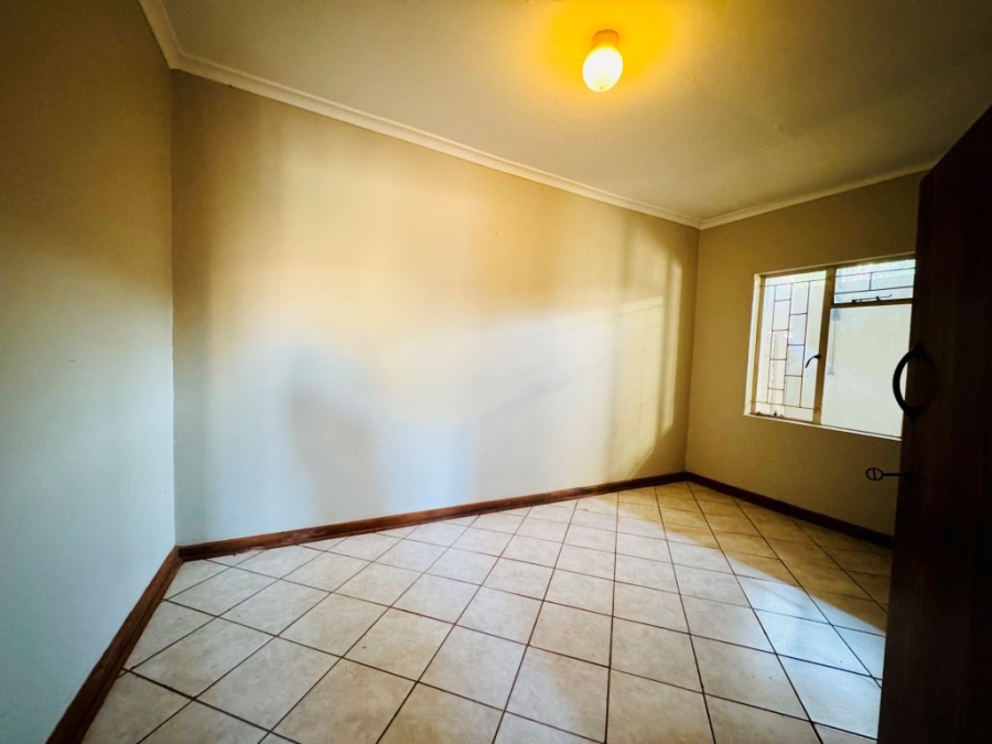 4 Bedroom Property for Sale in Sinoville Gauteng