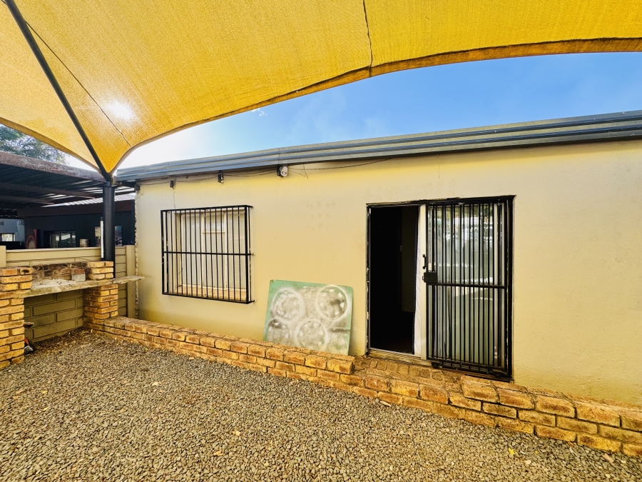4 Bedroom Property for Sale in Sinoville Gauteng