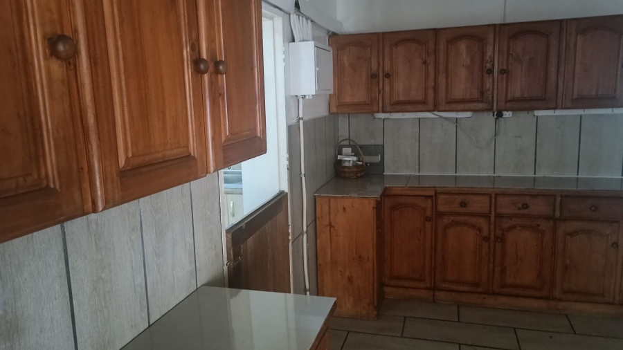 5 Bedroom Property for Sale in Mullerstuine Gauteng