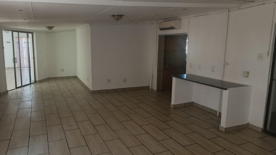 5 Bedroom Property for Sale in Mullerstuine Gauteng