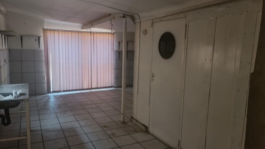 5 Bedroom Property for Sale in Mullerstuine Gauteng