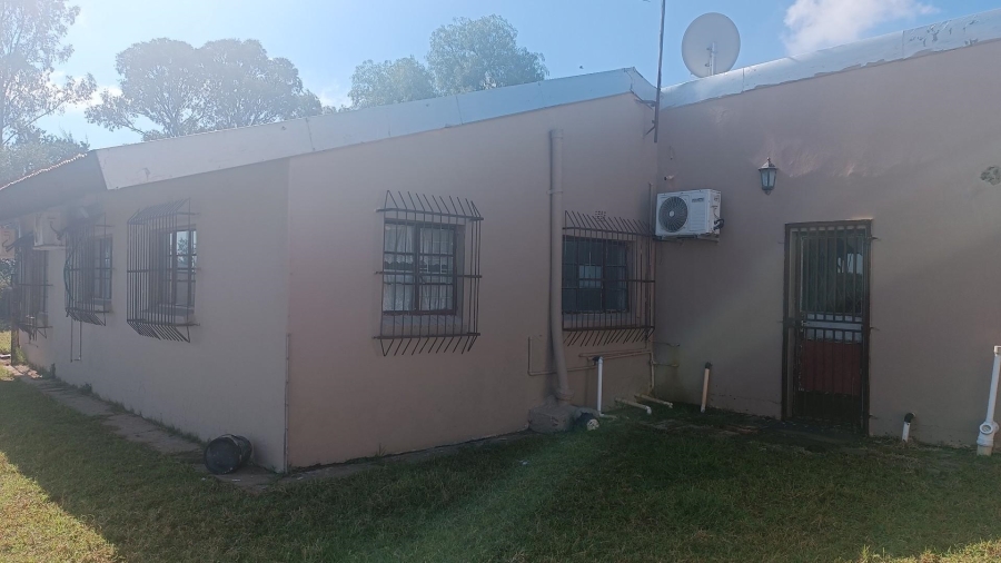 5 Bedroom Property for Sale in Mullerstuine Gauteng