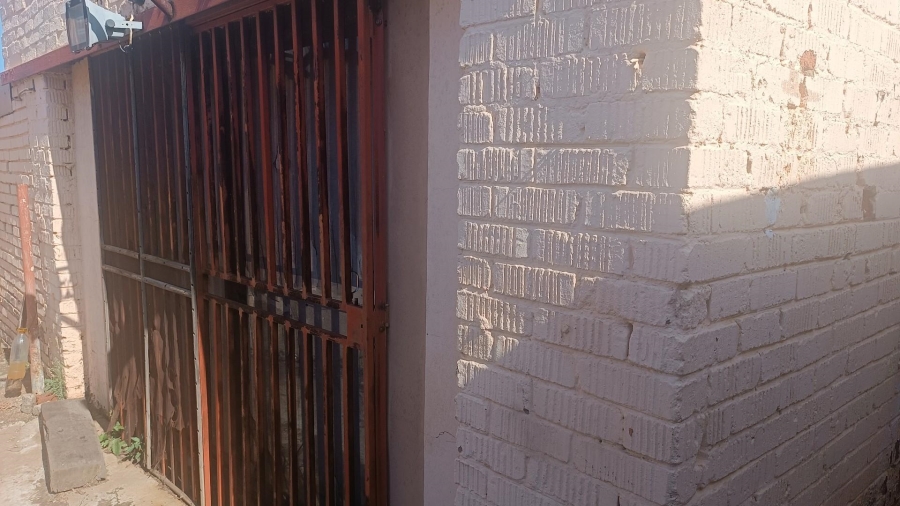 5 Bedroom Property for Sale in Mullerstuine Gauteng