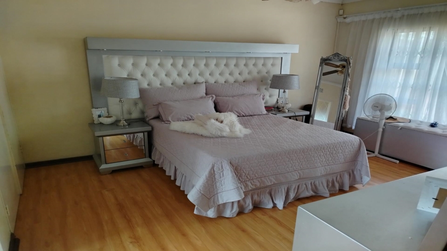 3 Bedroom Property for Sale in Vanderbijlpark SE 6 Gauteng