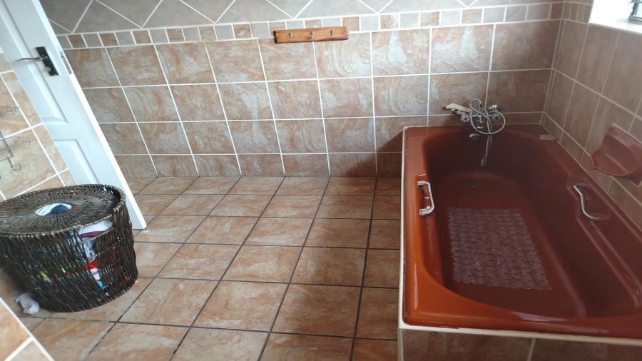 3 Bedroom Property for Sale in Vanderbijlpark SE 6 Gauteng