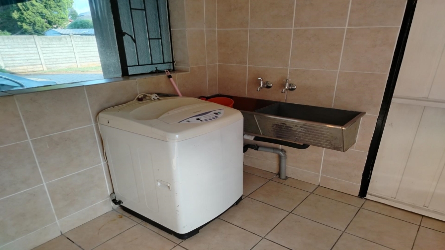 3 Bedroom Property for Sale in Vanderbijlpark SE 6 Gauteng