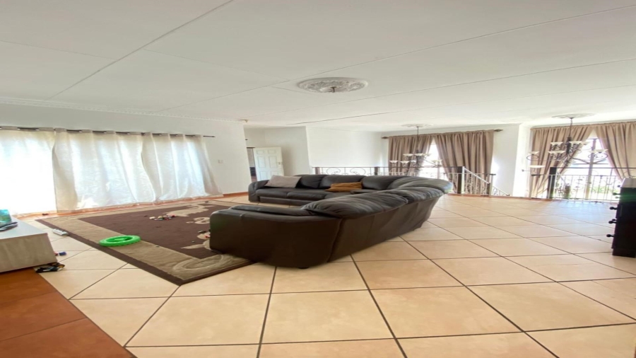 3 Bedroom Property for Sale in Vanderbijlpark SE 8 Gauteng