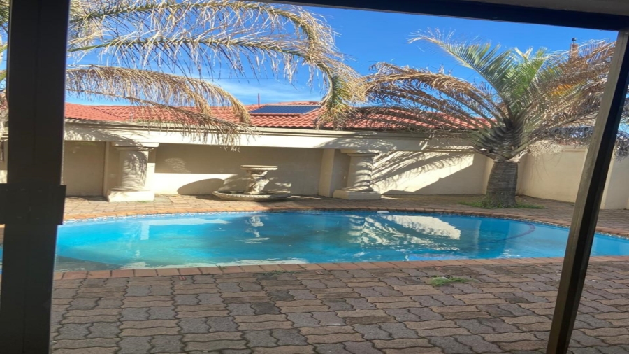 3 Bedroom Property for Sale in Vanderbijlpark SE 8 Gauteng
