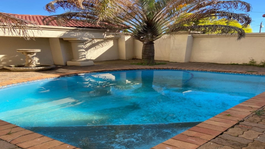 3 Bedroom Property for Sale in Vanderbijlpark SE 8 Gauteng