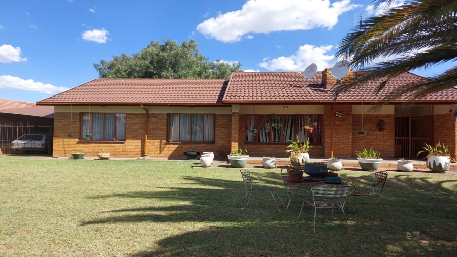 3 Bedroom Property for Sale in Vanderbijlpark SE 6 Gauteng