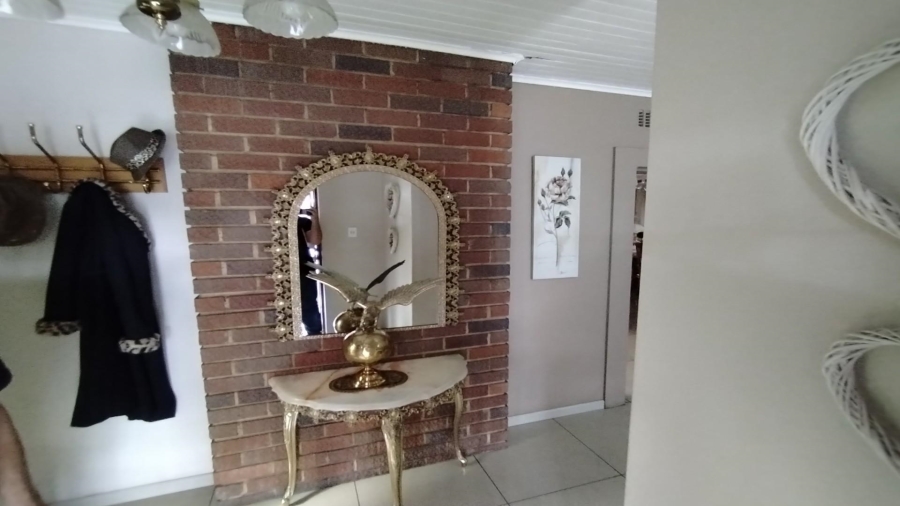 5 Bedroom Property for Sale in Vanderbijlpark SE 7 Gauteng
