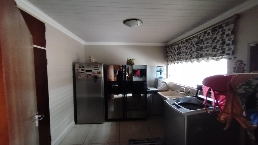 5 Bedroom Property for Sale in Vanderbijlpark SE 7 Gauteng