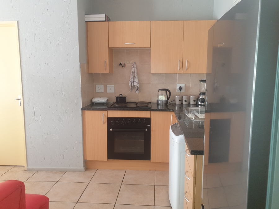 1 Bedroom Property for Sale in Klippoortje Gauteng