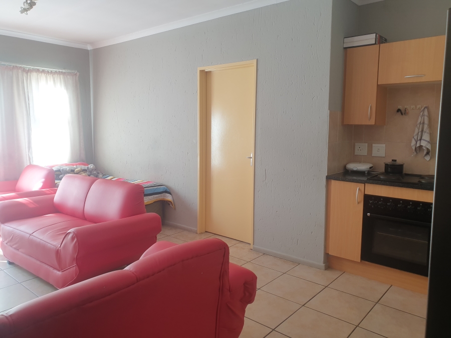 1 Bedroom Property for Sale in Klippoortje Gauteng