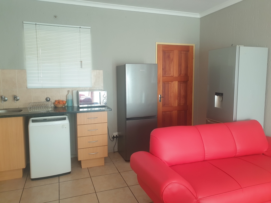 1 Bedroom Property for Sale in Klippoortje Gauteng