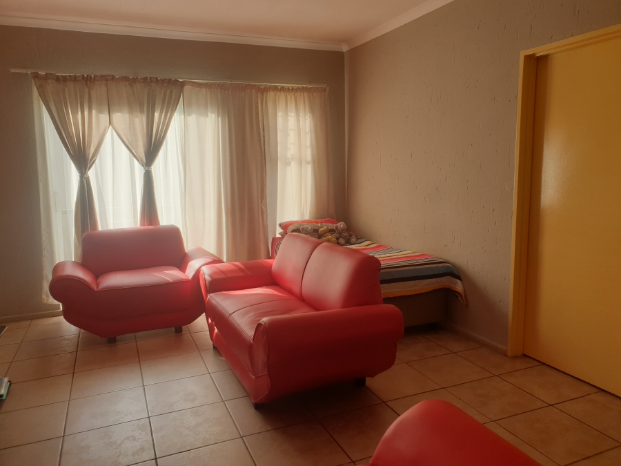 1 Bedroom Property for Sale in Klippoortje Gauteng