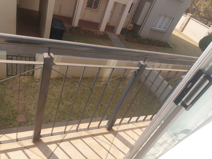 1 Bedroom Property for Sale in Klippoortje Gauteng