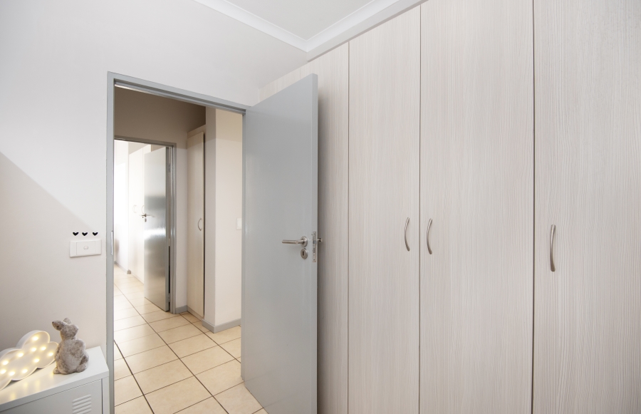 To Let 2 Bedroom Property for Rent in Esther Park Gauteng