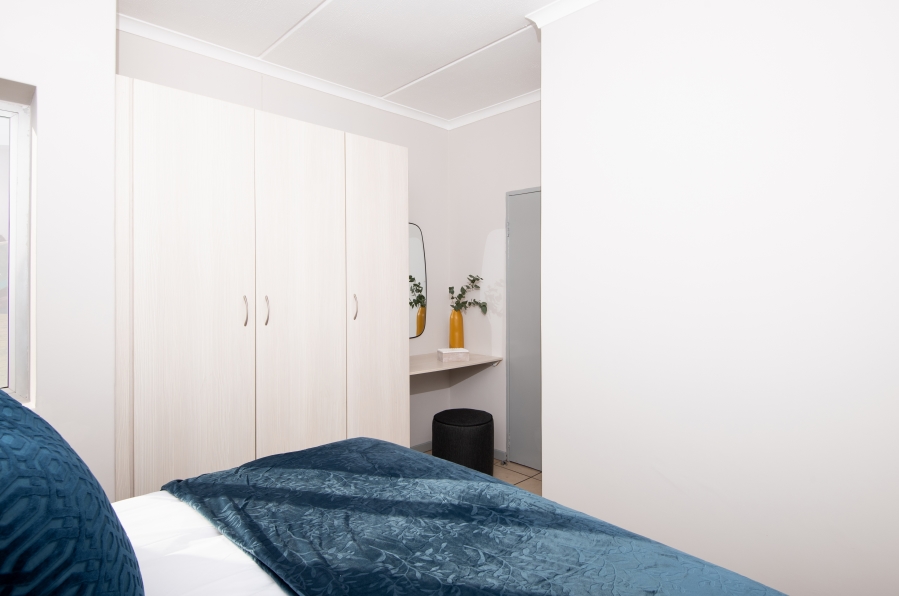 To Let 2 Bedroom Property for Rent in Esther Park Gauteng