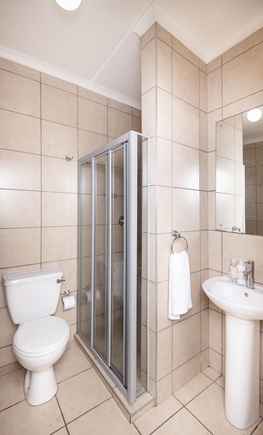 To Let 2 Bedroom Property for Rent in Esther Park Gauteng