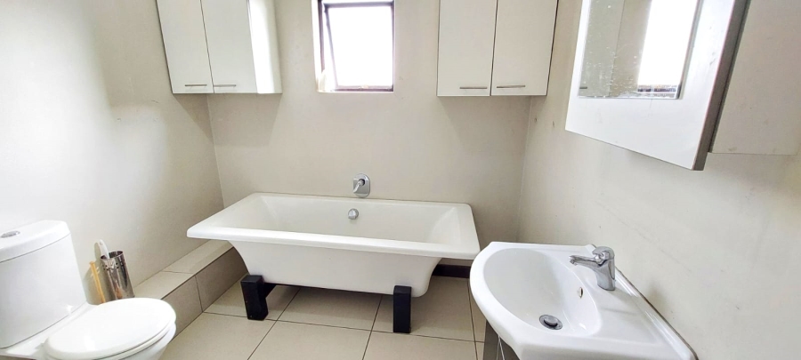 3 Bedroom Property for Sale in Halfway Gardens Gauteng