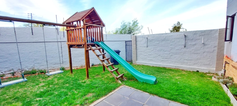 3 Bedroom Property for Sale in Halfway Gardens Gauteng