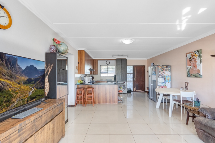 3 Bedroom Property for Sale in Barbeque Downs Gauteng