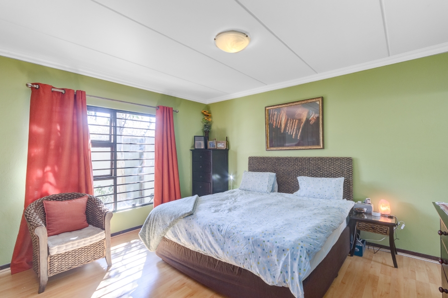 3 Bedroom Property for Sale in Barbeque Downs Gauteng
