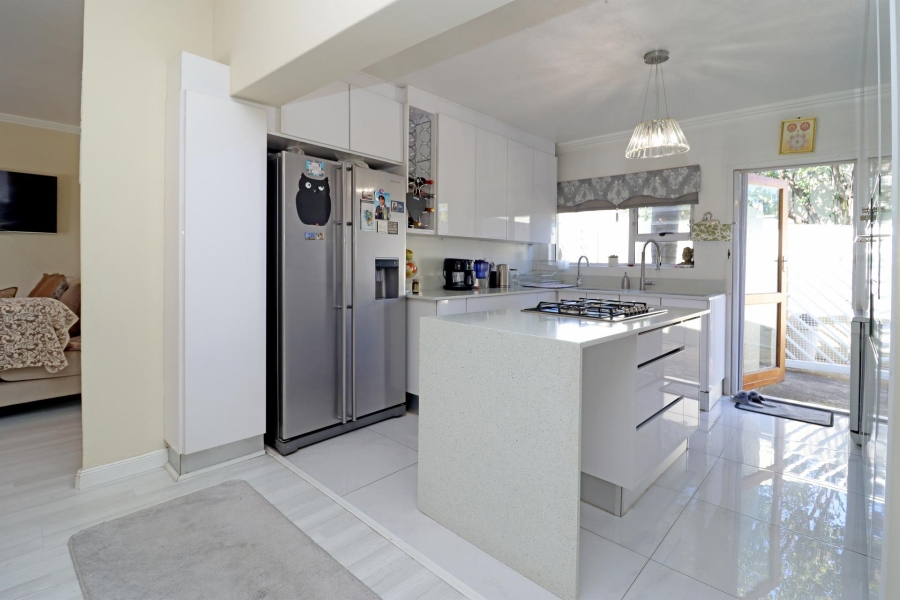 3 Bedroom Property for Sale in Sunninghill Gauteng