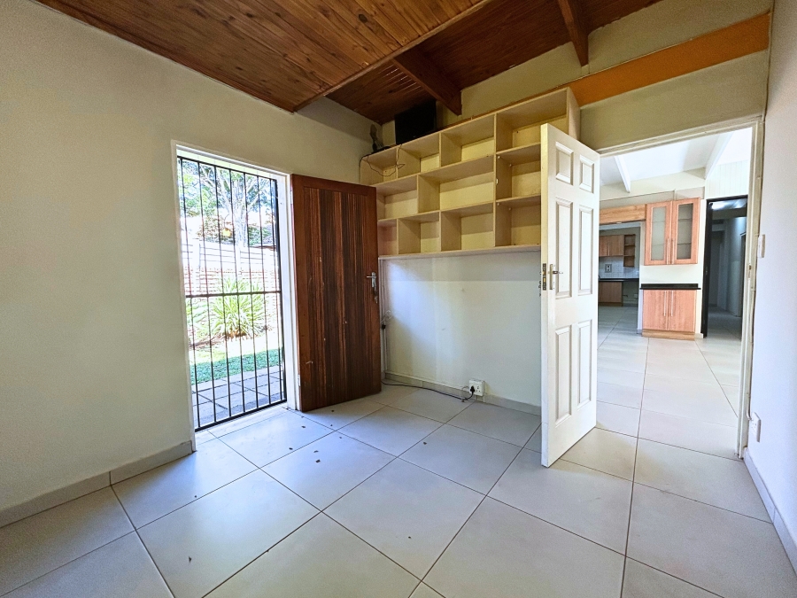 4 Bedroom Property for Sale in Wierda Park Gauteng