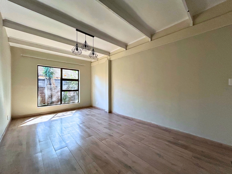 4 Bedroom Property for Sale in Wierda Park Gauteng