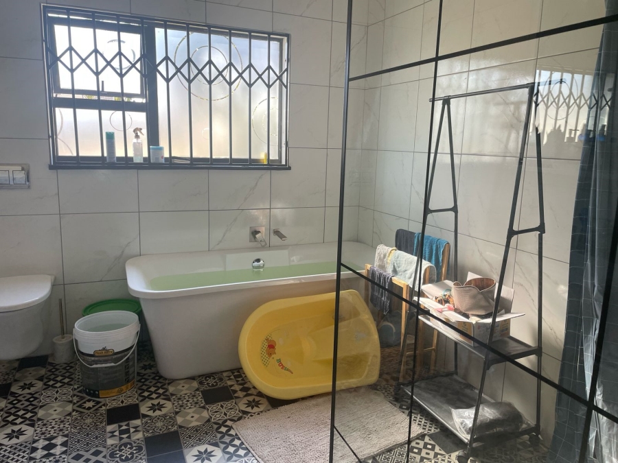3 Bedroom Property for Sale in Witpoortjie Gauteng