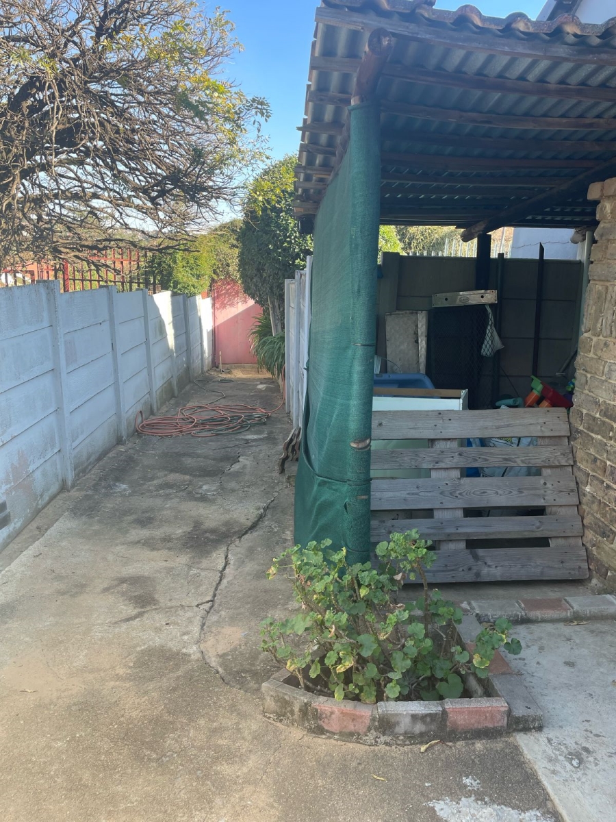 3 Bedroom Property for Sale in Breaunanda Gauteng