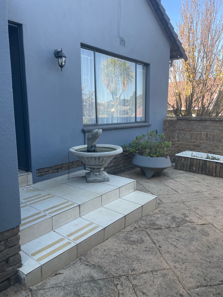 3 Bedroom Property for Sale in Breaunanda Gauteng
