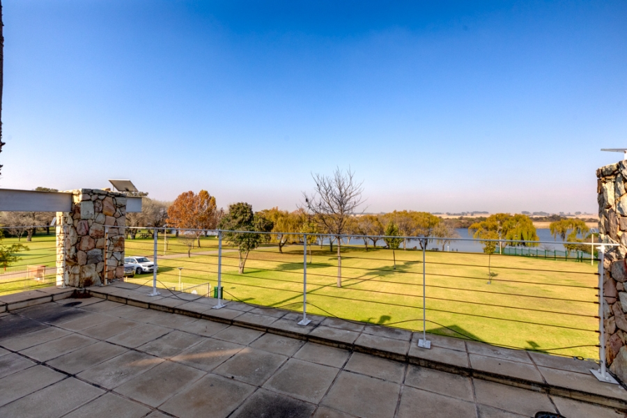 4 Bedroom Property for Sale in Vaalview Gauteng