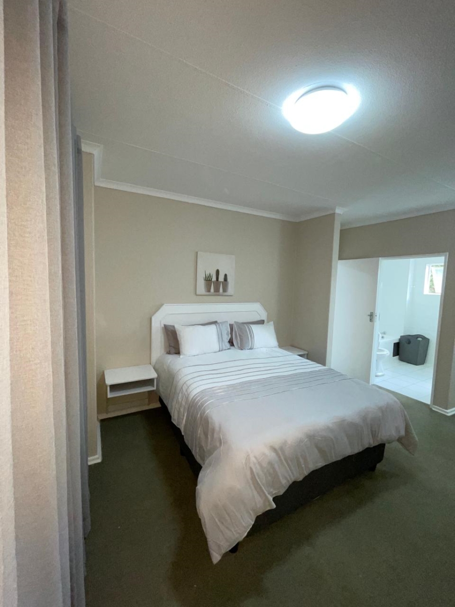 To Let 1 Bedroom Property for Rent in Sandown Gauteng