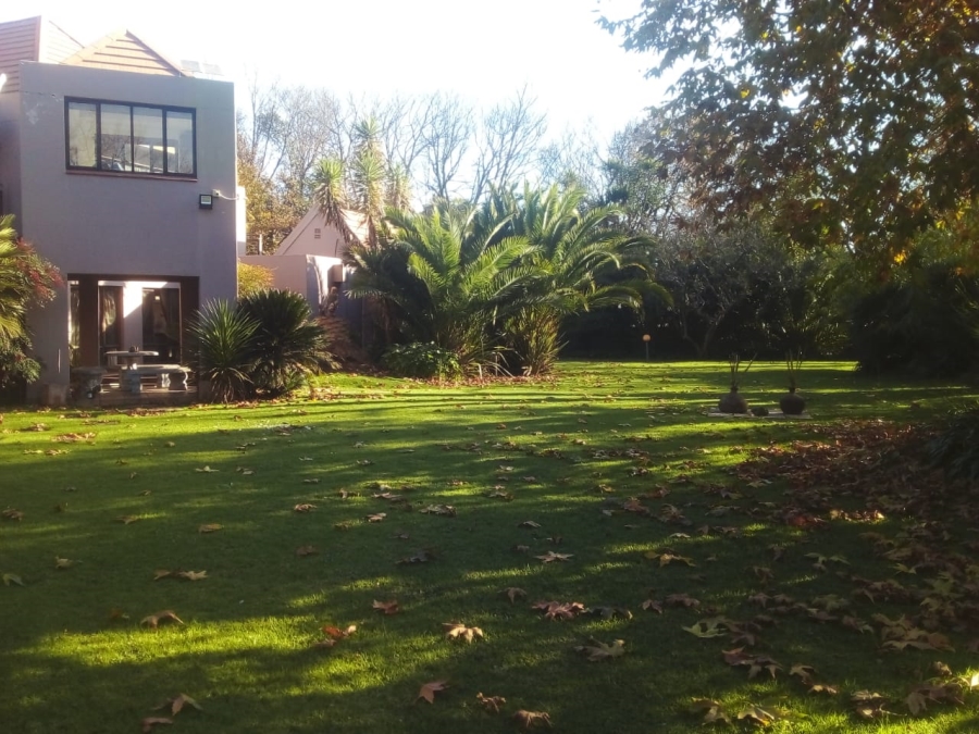 4 Bedroom Property for Sale in Three Rivers Proper Gauteng