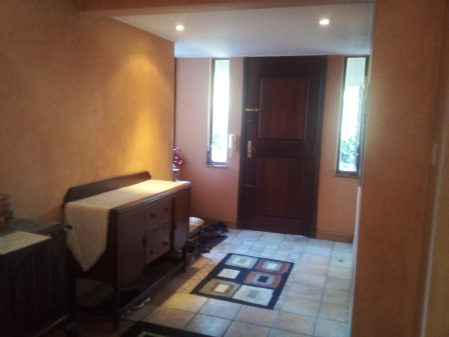 4 Bedroom Property for Sale in Three Rivers Proper Gauteng