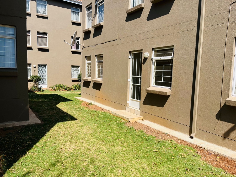 To Let 3 Bedroom Property for Rent in Florentia Gauteng