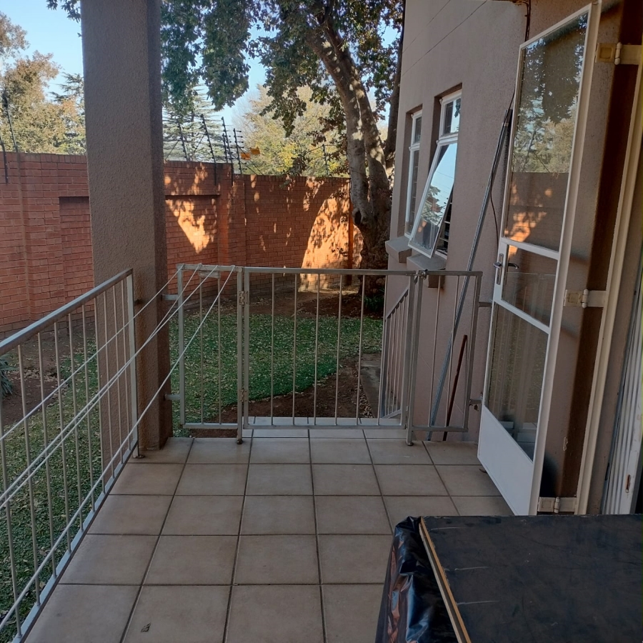 To Let 3 Bedroom Property for Rent in Florentia Gauteng
