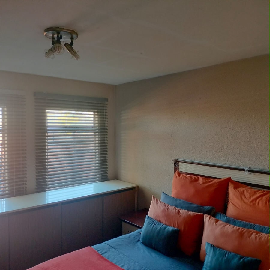 To Let 3 Bedroom Property for Rent in Florentia Gauteng