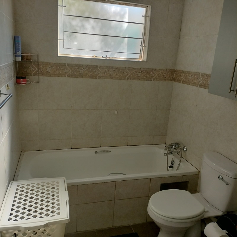 To Let 3 Bedroom Property for Rent in Florentia Gauteng