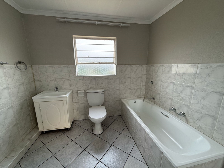 2 Bedroom Property for Sale in Liefde en Vrede Gauteng